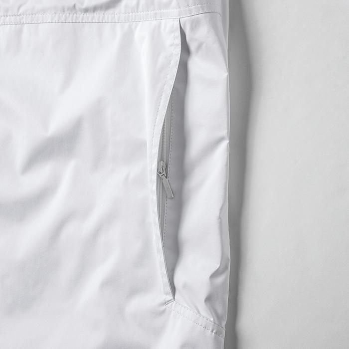 MONCLER（モンクレール） 【並行輸入品】 ラミネート ナイロン