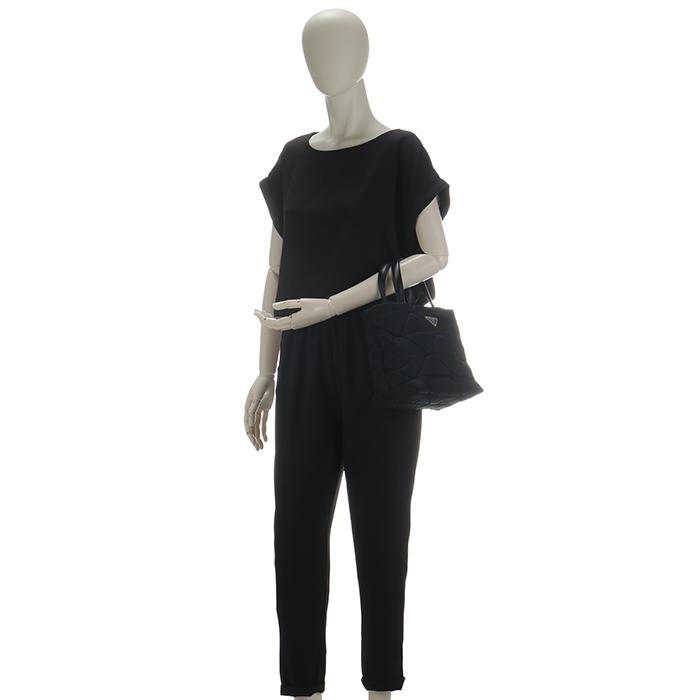 PRADA プラダ トートバッグ パデッド Re-Nylon ナイロン PRADA プラダ トートバッグ パデッド Re-Nylon ナイロン