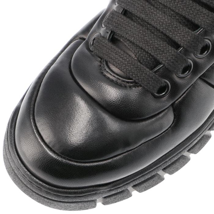 PRADA　厚底　レザースニーカー PRADA ホワイトレザー厚底スニーカー - メルカリ