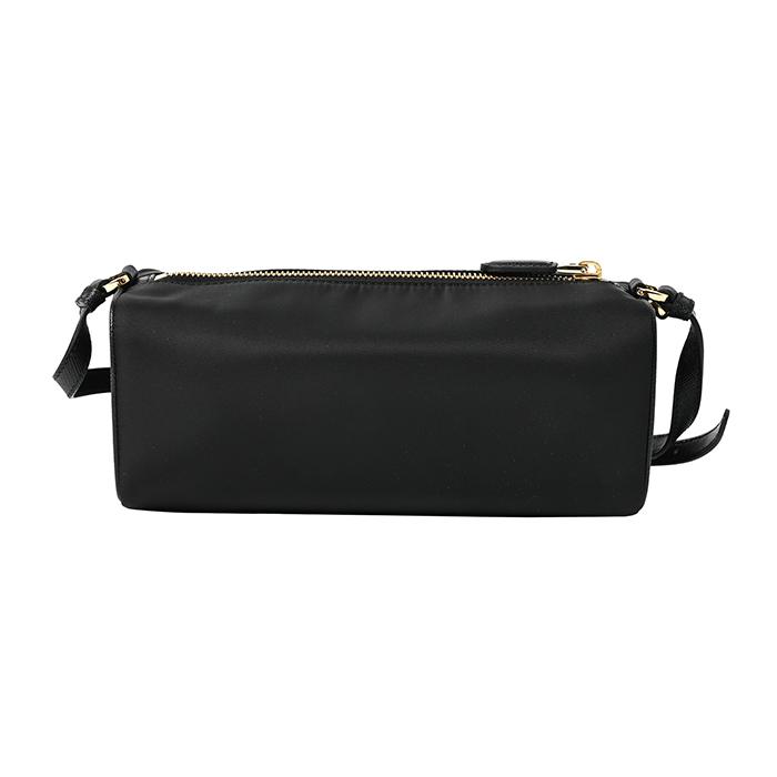 値下げ PRADA Re-Nylon ポーチ ミニバッグ 話題 PRADA◇Re-Nylon ミニバッグ ポーチ チェーンストラップ付 (PRADA