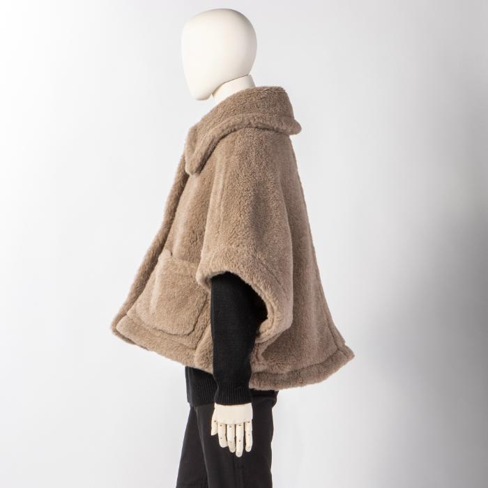 Max Mara マックスマーラ MAX MARA ケープジャケット TERZO4 Max Mara マックスマーラ MAX MARA ケープジャケット TERZO4