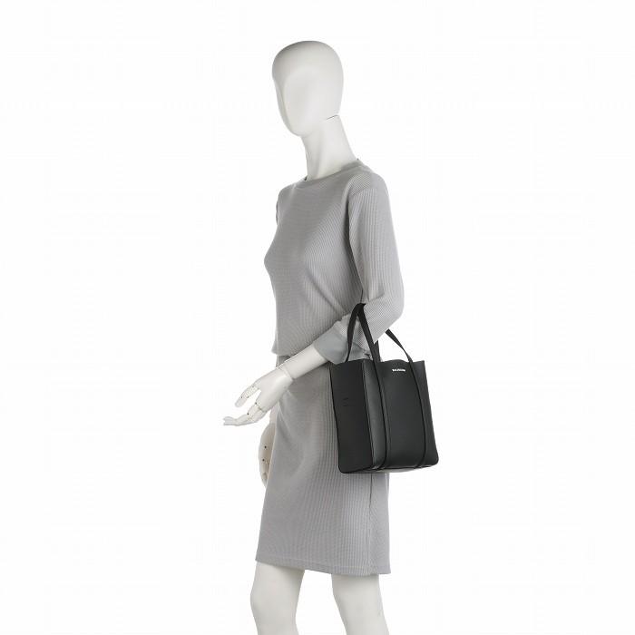 バレンシアガ BALENCIAGA バッグ エブリデイ トート XXS EVERYDAY TOTE XXS 2WAY 2WAYトートバッグ 551815 D6W1N 1000【19SS SALE】 :551815D6W1N1000:アメイジング サーカス - 通販 - Yahoo!ショッピング バレンシアガ BALENCIAGA バッグ エブリデイ トート XXS EVERYDAY TOTE XXS 2WAY 2WAYトートバッグ 551815 D6W1N 1000【19SS SALE】 :551815D6W1N1000:アメイジング サーカス - 通販 - Yahoo!ショッピング
