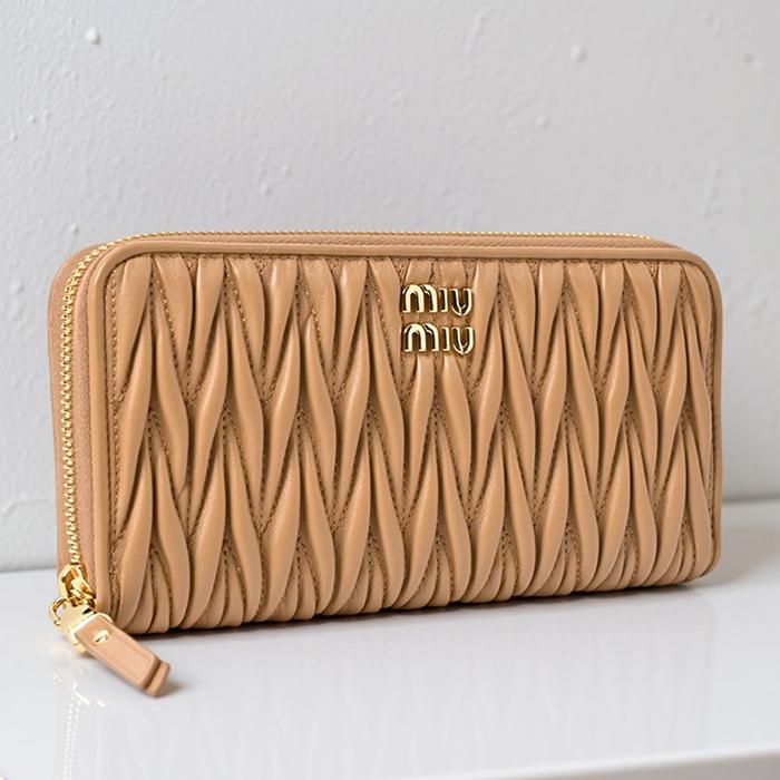 miu miu（ミュウミュウ） 【並行輸入品】 長財布 ラウンドジップ