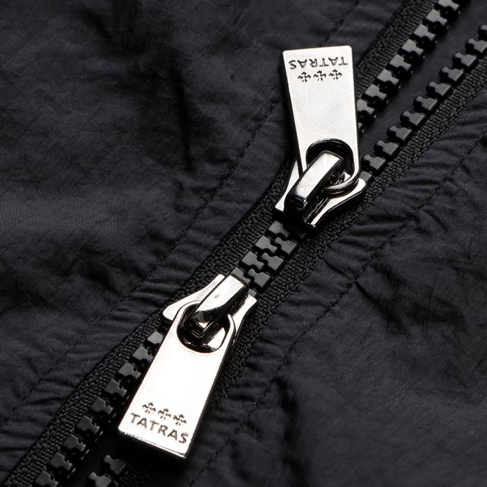 TATRAS - タトラス TATRAS ナイロンジャケット BEDA ミドル丈 ブルゾン 撥水フード 取り外し可 ギャザー ベージュ LTAT24S4944 0001 27 TATRAS ナイロンジャケット BEDA ミドル丈 ブルゾン 撥水フード