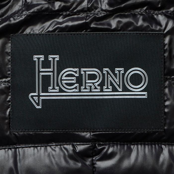 ダンディT 　Herno レザージャケット　46 HERNO（ヘルノ） 誠実 レザージャケット 46 Herno ダンディT レザー