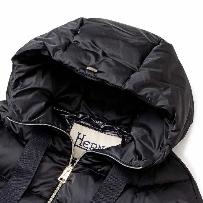 HERNO - ヘルノ HERNO ダウン レディース サテンAシェイプ フーデッドダウンコート ミドル丈 Aライン PI1304D 12170 9300 HERNO ダウン レディース サテンAシェイプ フーデッドダウン