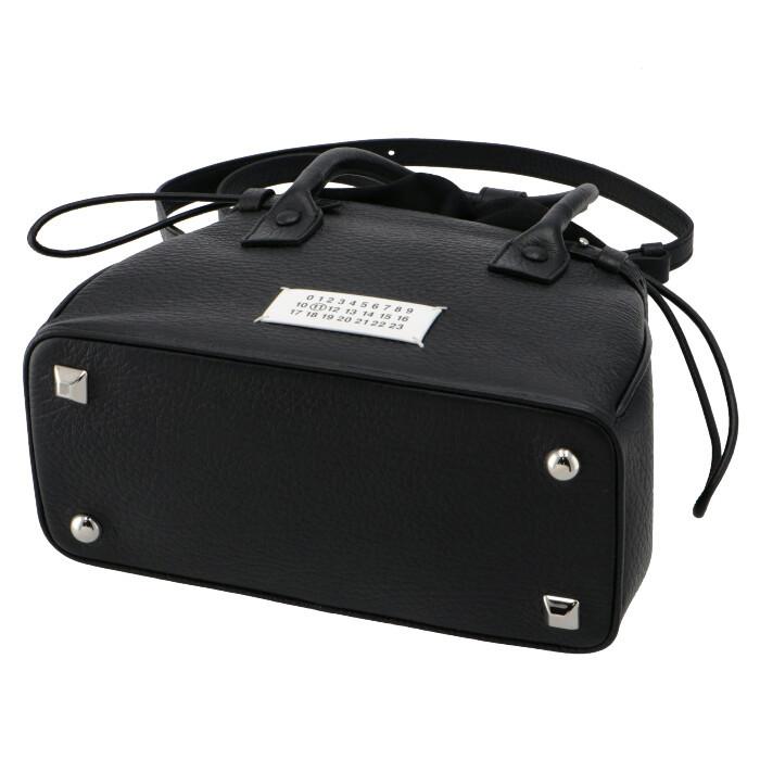 【メール便】 メゾン マルジェラ MAISON MARGIELA ショルダー 5AC ドローストリングバッグ 2WAYハンドバッグ S56WD0126 P4348 T8013 【EI1662931893】(58110円)