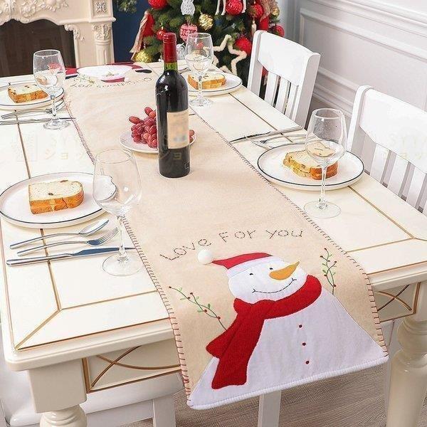 テーブルランナー クリスマスプレゼント ギフト 北欧 贈り物 おしゃれ サンタクロース スノーマン 飾り 大き オーナメント Christmas 装飾用