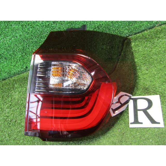 【美品】フィット GR系 右テールASSY W4762 フィット GR1 右テールランプ W4762 33500-TZA-J01 送料【S1】 : ASAHI