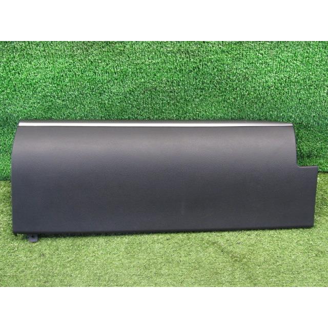 レクサス（LEXUS） IS GSE20 グローブボックス 蓋のみ 55501-53030
