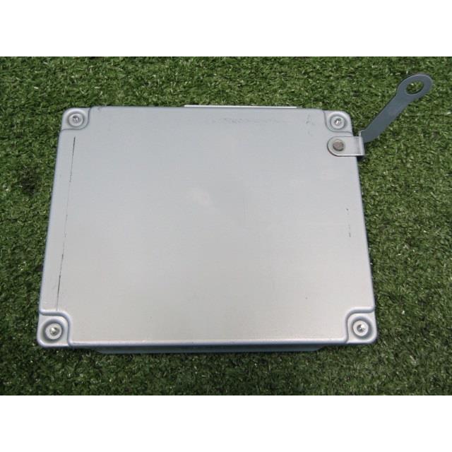 プリウス ZVW30 パーキングアシストコンピュータ 516110-15150 プリウス ZVW30 パーキングアシストコンピュータ 516110-15150