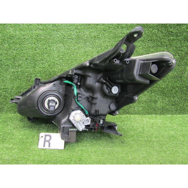 プリウスα ZVW40W 右ヘッドライト 47-42 81145-47590 送料【S1 プリウスα ZVW40W 右ヘッドライト 47-42 81145-47590 送料【S1
