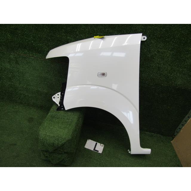 N-BOX N−BOX JF1 左フロントフェンダー NH875P 60261-TY0-901ZZ