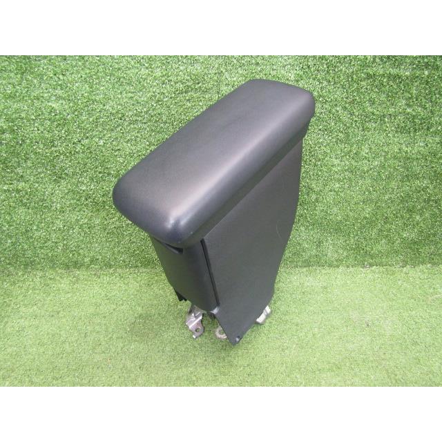 アクア NHP10 センターコンソール 58905-52020-C0 送料【S1】 : ASAHI