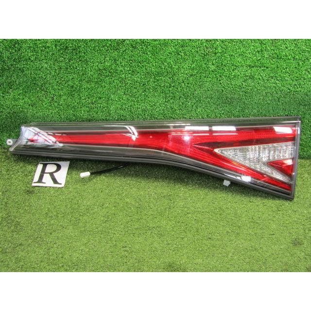 SAI AZK10 後期 右フィニッシャーランプ 右内側テールランプ 75-22