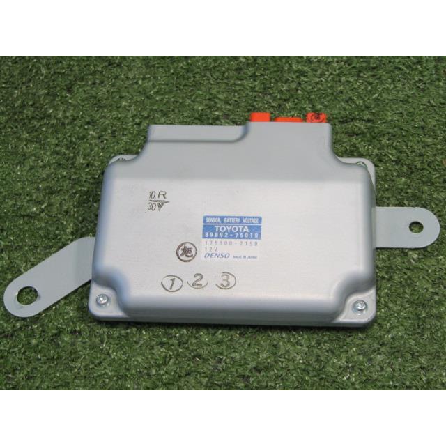 SAI AZK10 後期 バッテリーボルテージセンサー 175100-7150 89892