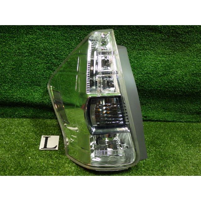 プリウスα ZVW41W 左テールランプ 左テールレンズ 47-46 81561-47140
