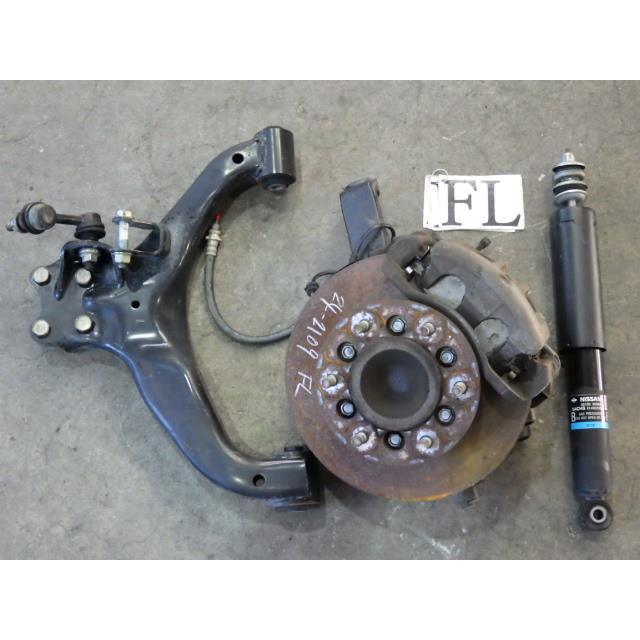 NV350キャラバン VW2E26 左フロントナックルハブ ロアアーム付 54501