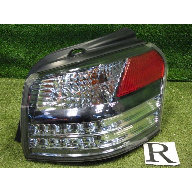 レクサス（LEXUS） HS ANF10 右テールランプ 75-8 81551-75040 送料