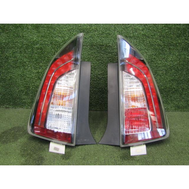 プリウス ZVW30 テールランプ 左右セット G's 47-56 81550-47240 送料