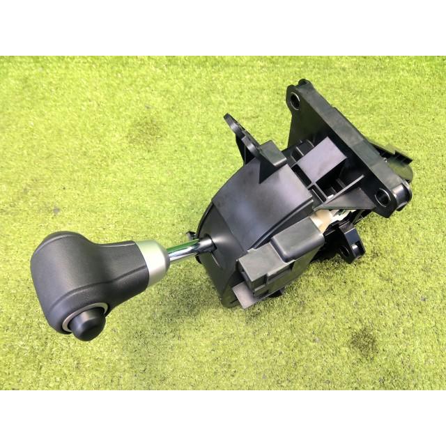 ヴォクシー MZRA90W シフトレバー 33560-28150 送料【S1】 : ASAHI