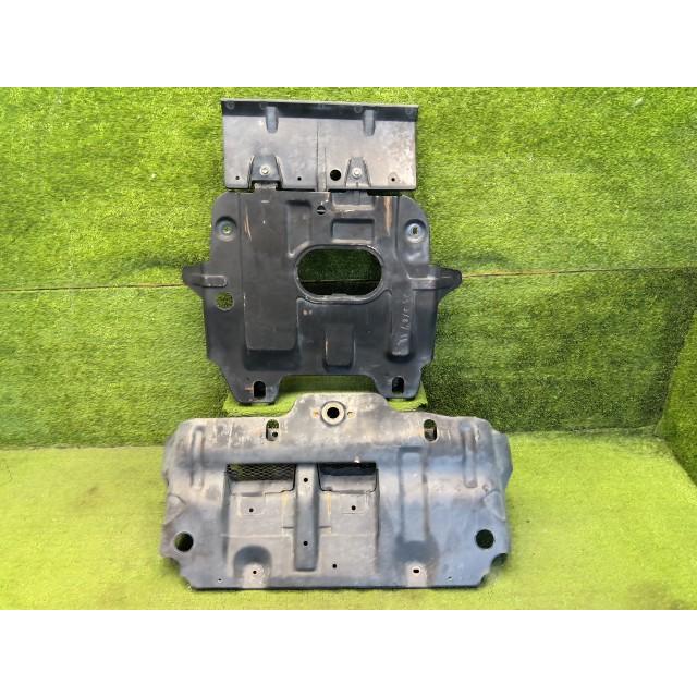 ランドクルーザープラド TRJ120W アンダーカバー 3枚セット 51495