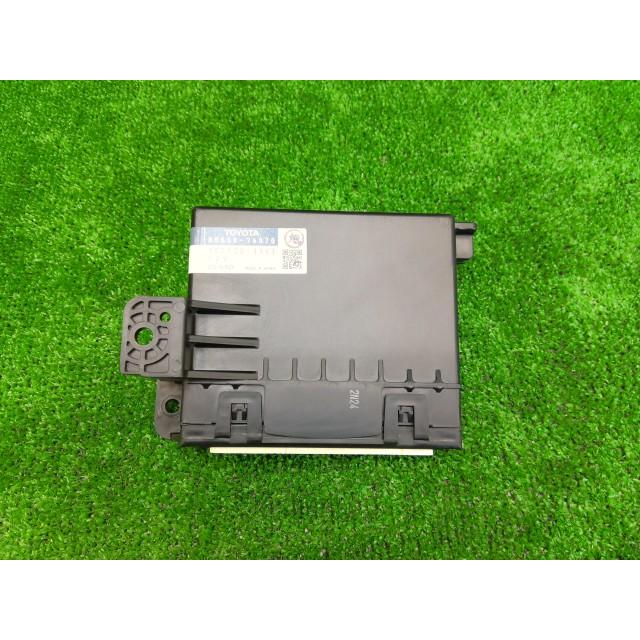 レクサス（LEXUS） CT ZWA10 エアコンアンプ 177700-4963 88650-76070