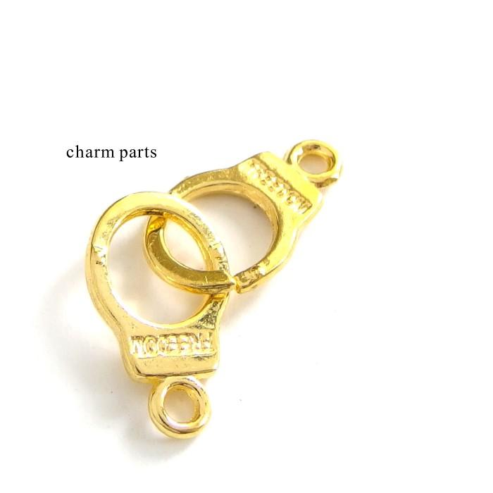 10個 金属チャーム つながった手錠 ゴールド 30 10 資材 アクセサリーパーツ 手作り 材料 ハンドメイド 卸 手芸 0101 10 手芸材料のお店 Craft Tamago 通販 Yahoo ショッピング
