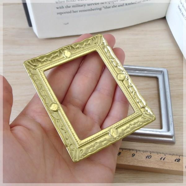 ミニチュア家具 額縁 大 74*62mm 1個 アクセサリー パーツ 材料 卸