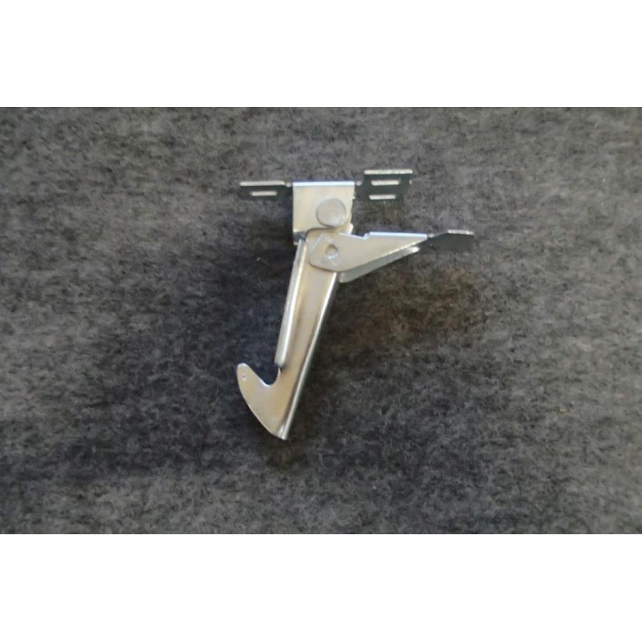 旧ディフェンダー純正ボンネットマウント 旧ディフェンダー純正