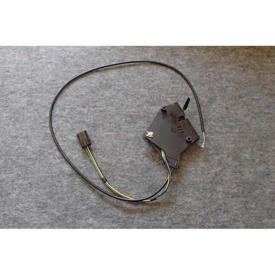 ランドローバー ディフェンダー ヒーター風量コントロールASSY 右