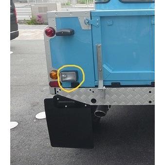 ランドローバー ディフェンダー バックランプレンズ（角） 社外品 : 旭