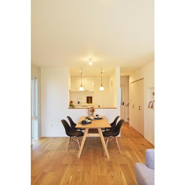 説明書&予備部品付】東谷 バンビ ダイニングテーブル CLー786TNA