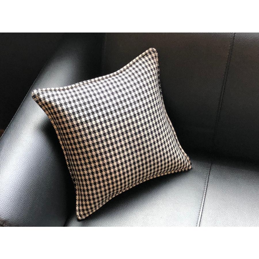 レストア用シート生地　ポルシェ・ぺピタ(Pepita)　ホワイト／ブラック