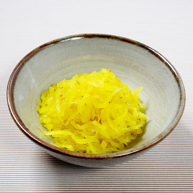 漬物 DC 千切ごま沢庵 90g 6個単位(要冷蔵) ご飯のお供 たくあん 甘口 やまうの漬物 | やまう | 02