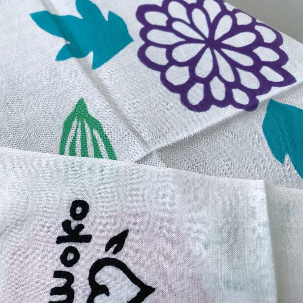 22年干支手ぬぐい 花と寅 虎 動物 カラフル 出産祝い インテリア かわいい おしゃれ 飾る 日本製 綿100 日本土産 外国人に人気 アート蒼 8512 手ぬぐい専門店 麻布十番 麻の葉 通販 Yahoo ショッピング