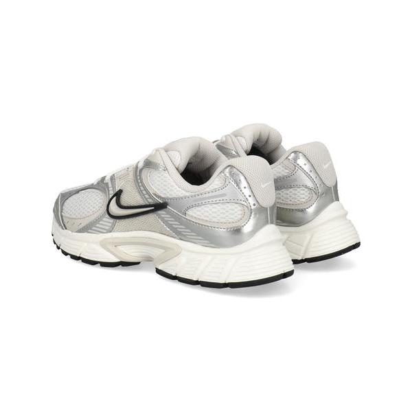 NIKE（ナイキ） W V5 RNR レディーススニーカー ウィメンズV5RNR