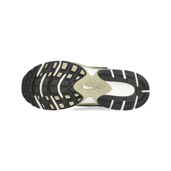 NIKE（ナイキ） V5 RNR レディーススニーカー ウィメンズV5RNR HQ7901
