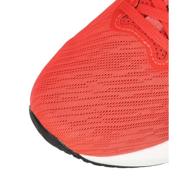 ASICS（アシックス） VERSABLAST 4 軽量 メンズスニーカー ランニング