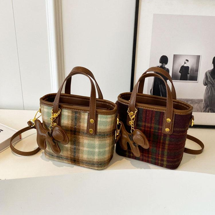 ポシェット バッグ レディース 秋冬 2way かわいい ミニバッグ ポーチ ショルダーバッグ 斜め掛け スマホポーチ スマホポシェット ハンドバッグ おしゃれ |  | 14