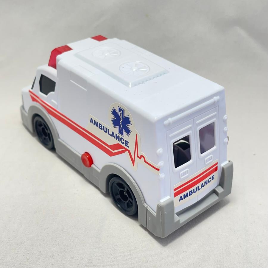 AMBULANCE ミニカー D3 救急車 アメリカン雑貨 ハワイ雑貨 アメ車