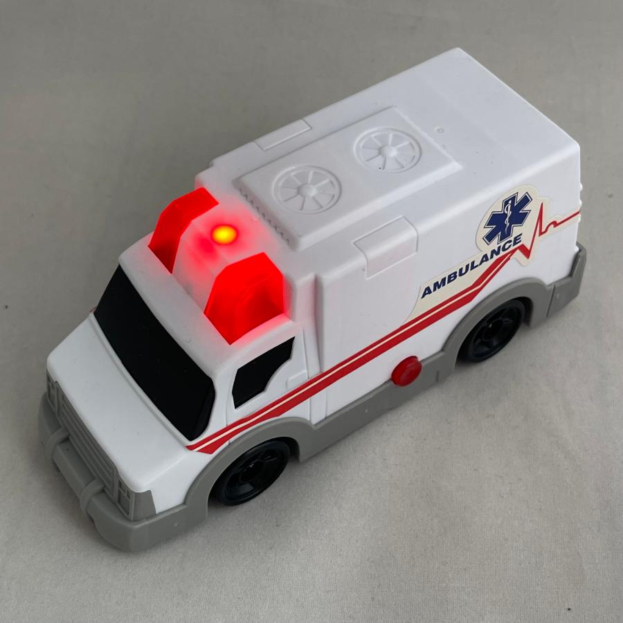 AMBULANCE ミニカー D3 救急車 アメリカン雑貨 ハワイ雑貨 アメ車