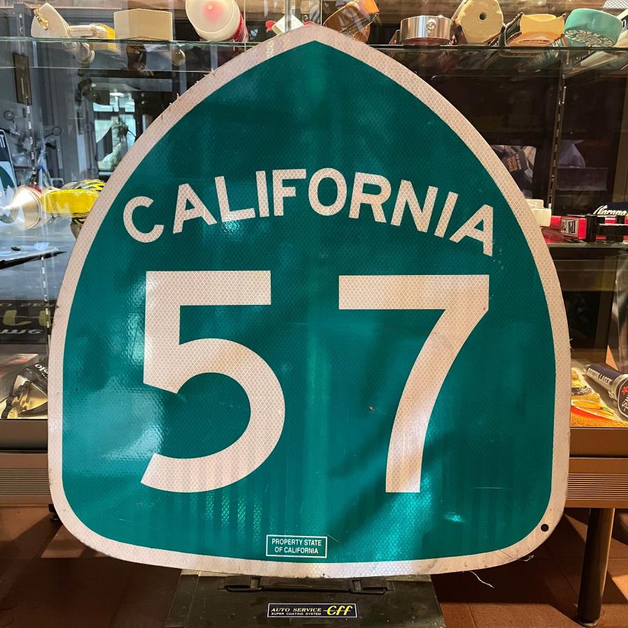 USA CALIFORNIA ５7　ロードサイン／道路標識看板／アメリカ雑貨 ロードサイン CALIFORNIA 57 E23 WARNING 道路標識 ガレージ