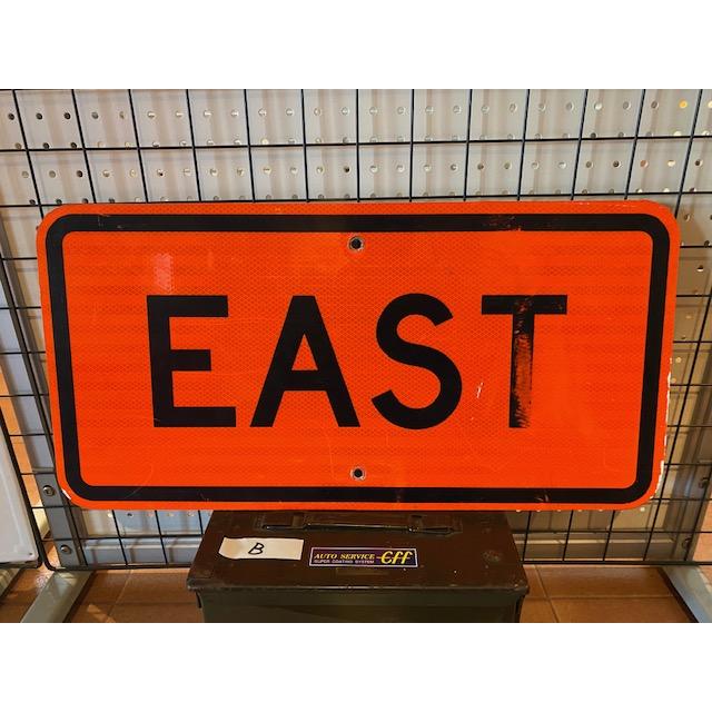 ロードサイン EAST B 東進道路 道路標識 本物 イースト フード ロードサイン EAST B 東進道路 道路標識 本物 イースト フード