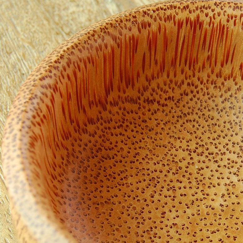 ココナッツウッドの丸い アジアン 小物入れケース[10148]【バリ 雑貨 アジア雑貨 アジアン雑貨 新生活】【バリ島のアジアン木彫りトレイ】 |  | 02