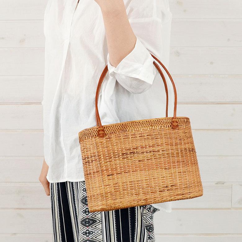 アタ 編まれた アジアン かごバッグ 内袋付き 13230 : アジア工房  