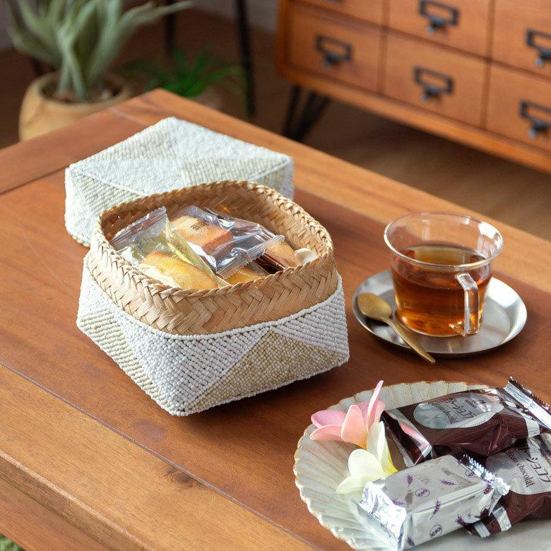 ソカシ ビーズ製 ダイヤ柄 16×16cm 白×ベージュ 13535-m |  | 11