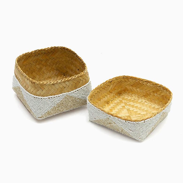 ソカシ ビーズ製 ダイヤ柄 16×16cm 白×ベージュ 13535-m |  | 08