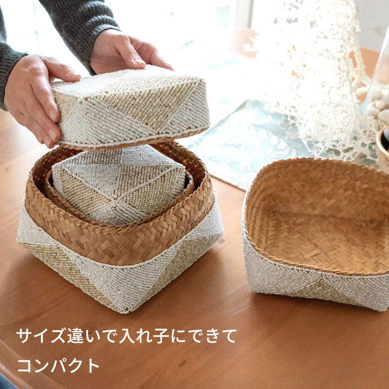 ソカシ ビーズ製 ダイヤ柄 13×13cm 白×ベージュ 13535-s |  | 10