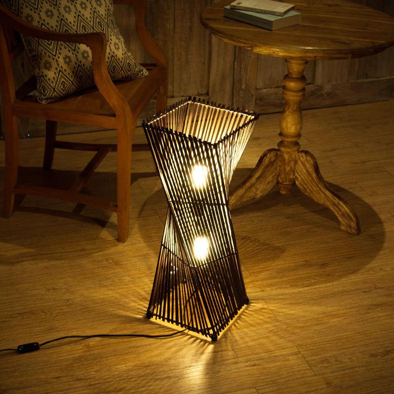フロアライト ツイストタイプ Mサイズ バンブー製 LED 対応 高さ約60cm